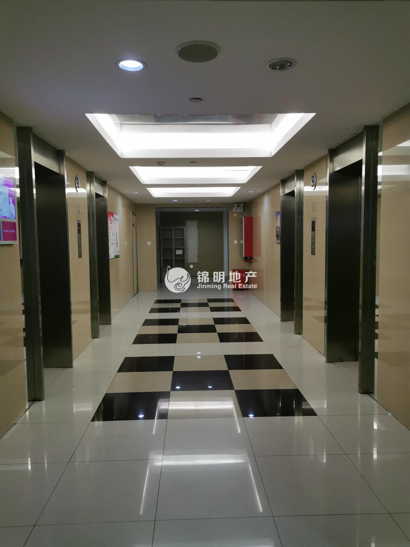 光新浦发广场385平米写字楼出租